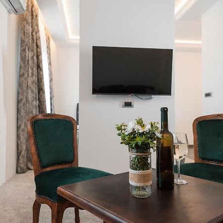 Vinceia Bed and Breakfast Smederevo Buitenkant foto